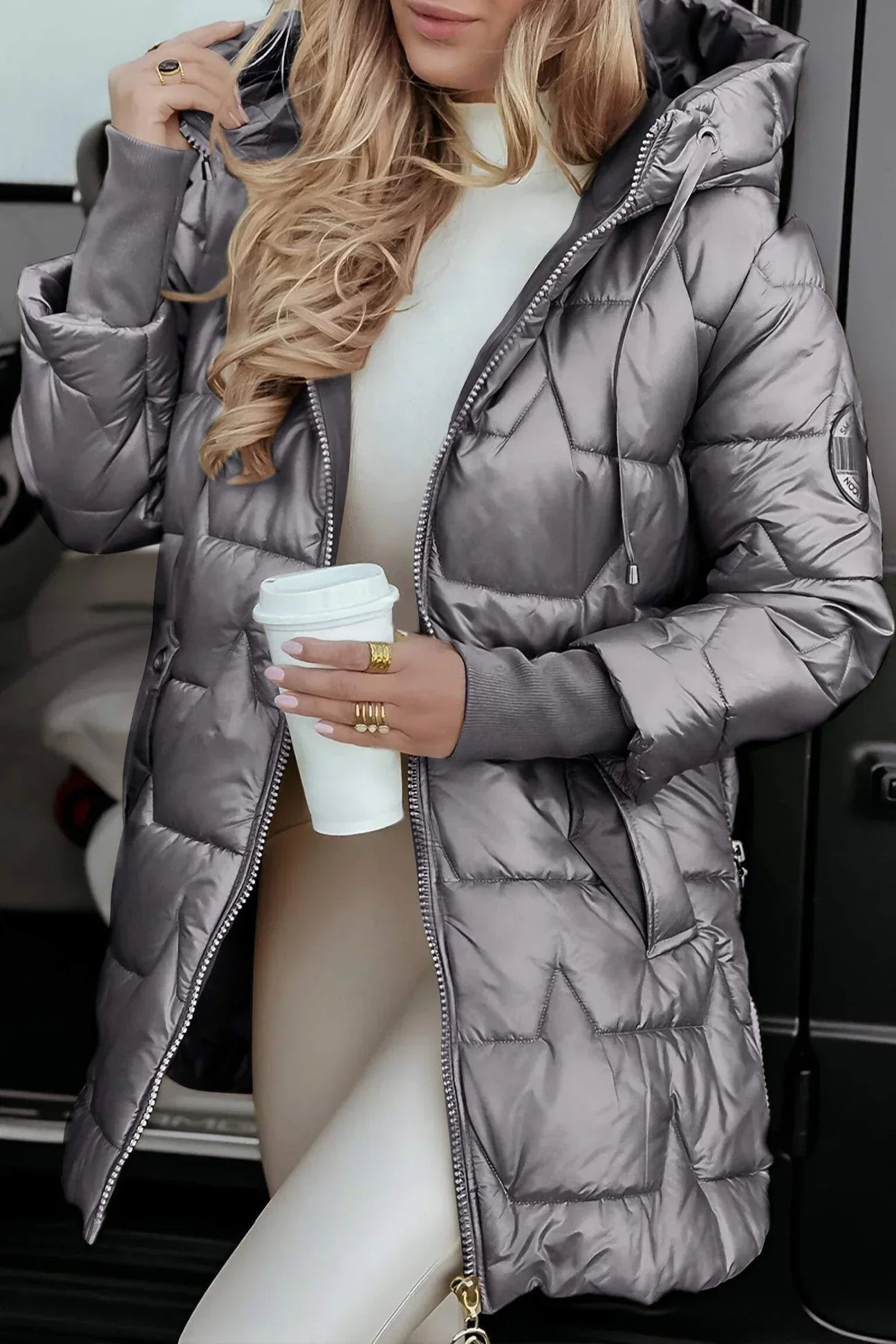 Nolwen™ | Manteau Élégant à Capuche Doublé